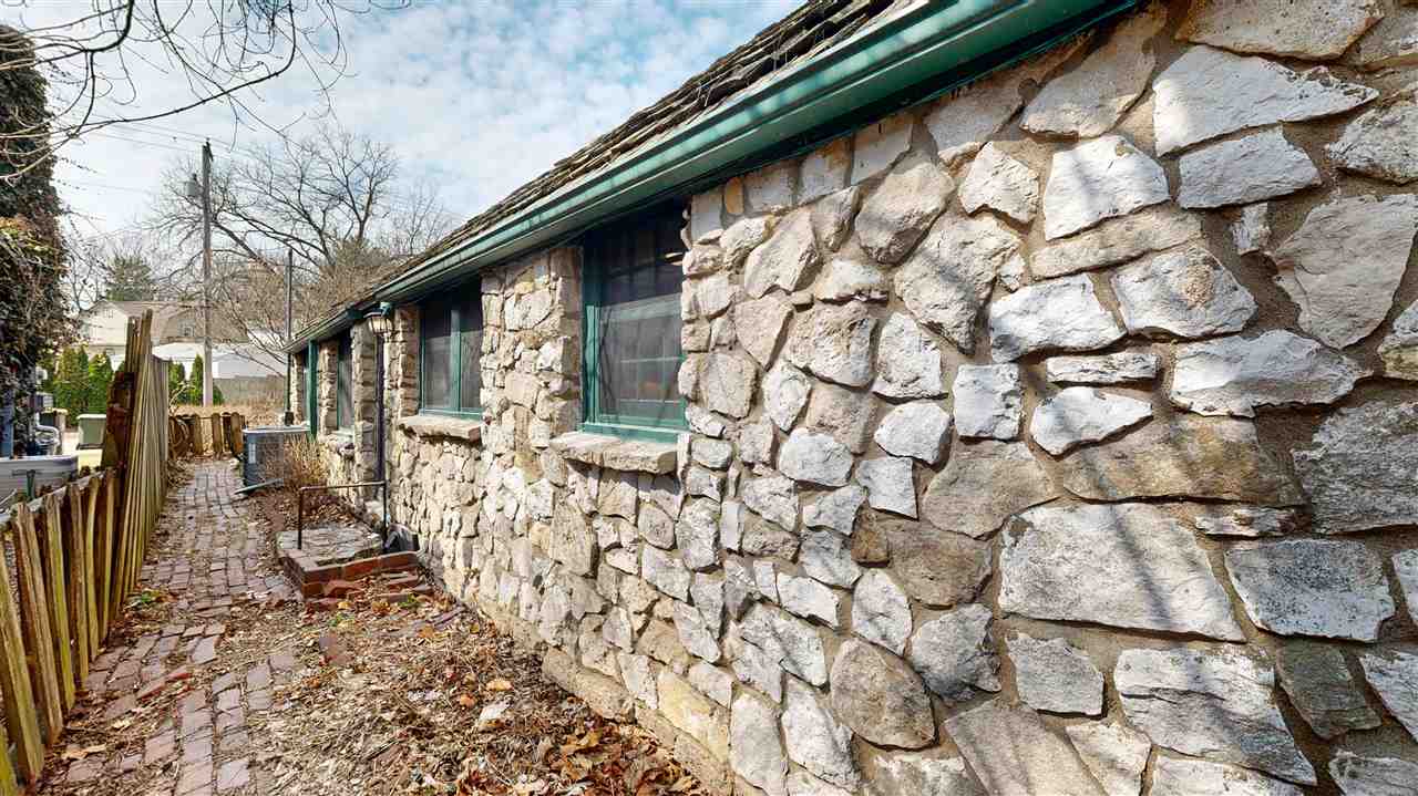 1322 Muscatine Avenue Iowa City IA 52240