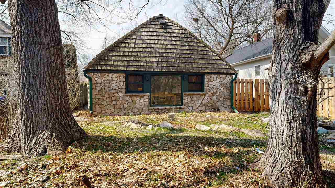 1322 Muscatine Avenue Iowa City IA 52240