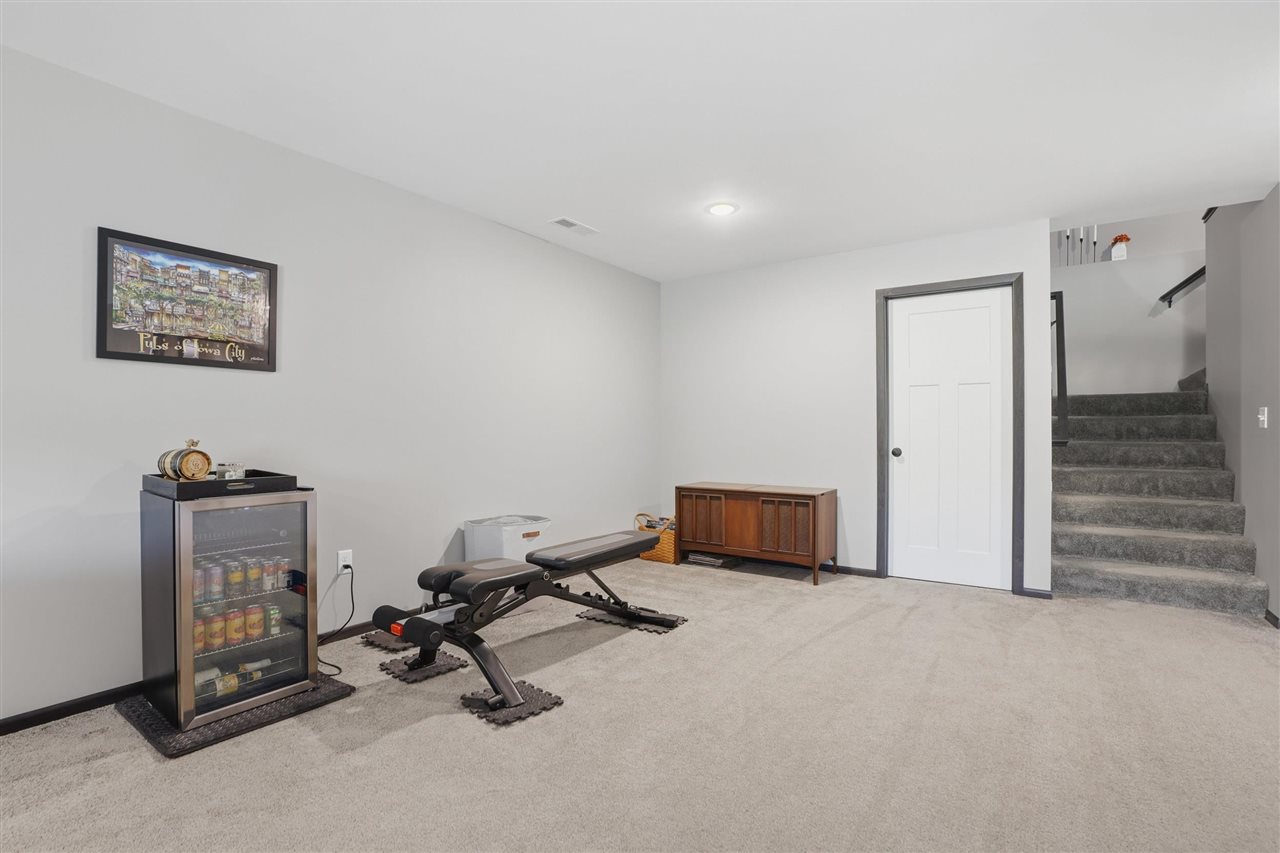 1408 Legend Drive Tiffin IA 52340