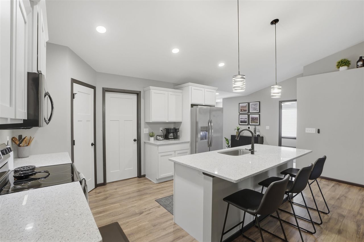 1408 Legend Drive Tiffin IA 52340