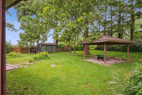 3801 Highway 382 Solon IA 52333