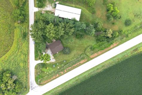 3801 Highway 382 Solon IA 52333