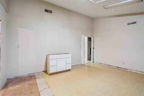3801 Highway 382 Solon IA 52333