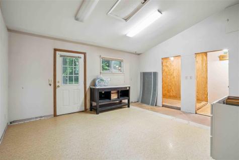 3801 Highway 382 Solon IA 52333