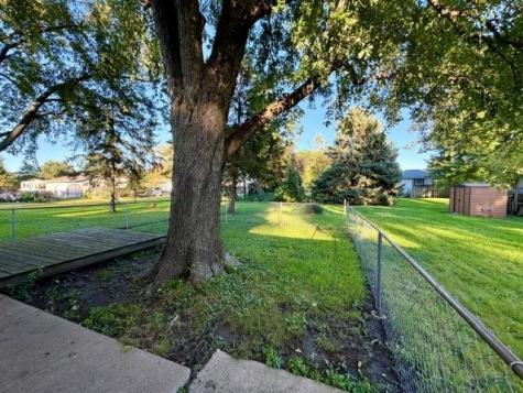 1320 N 6th Avenue Washington IA 52353