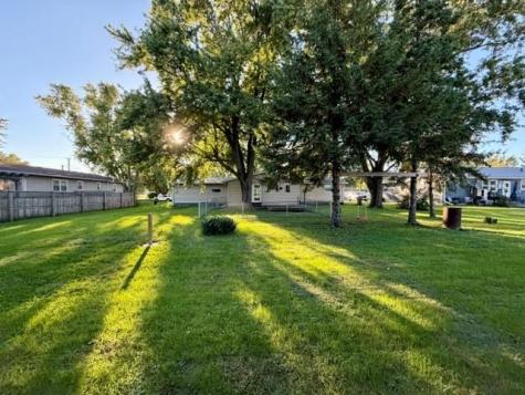1320 N 6th Avenue Washington IA 52353