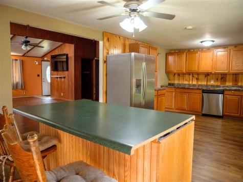 1320 N 6th Avenue Washington IA 52353