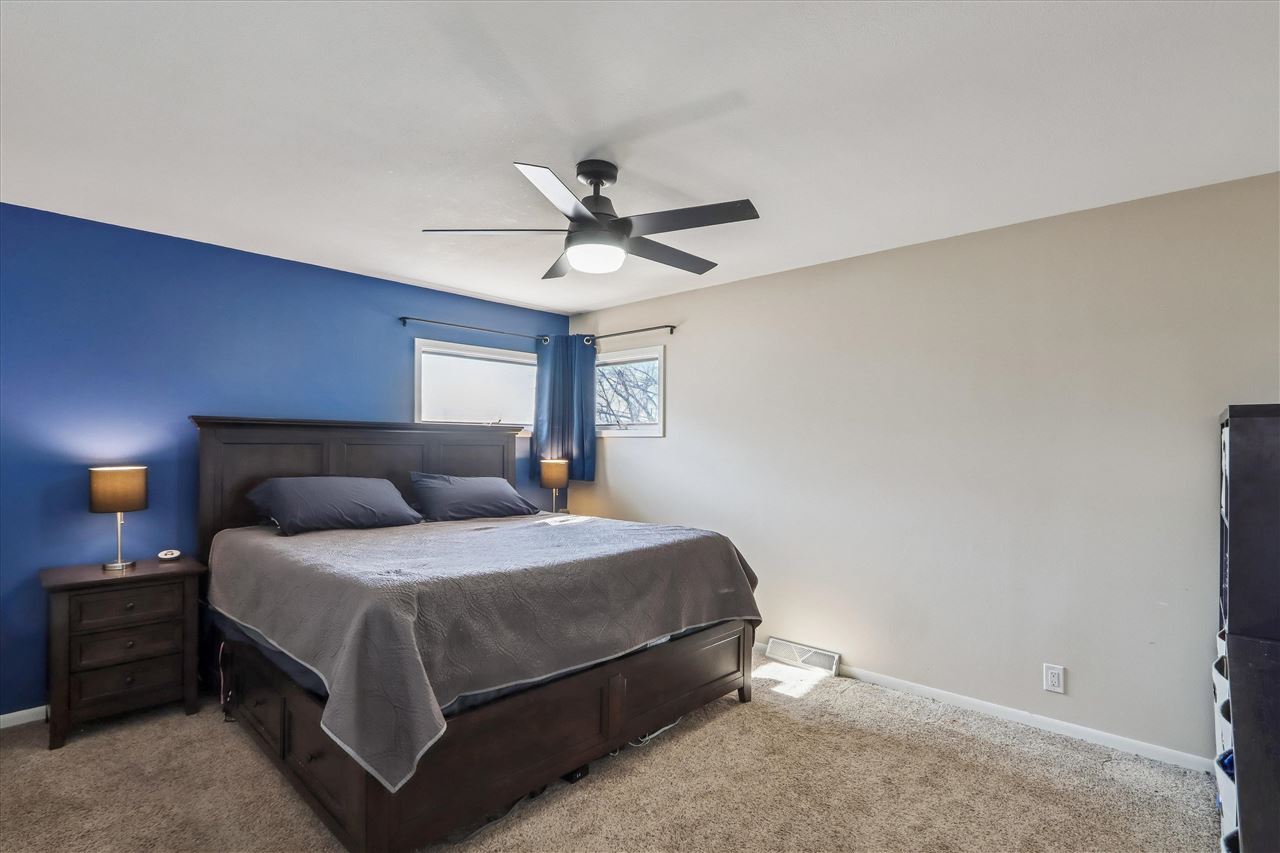 1009 16th Street Belle Plaine IA 52208