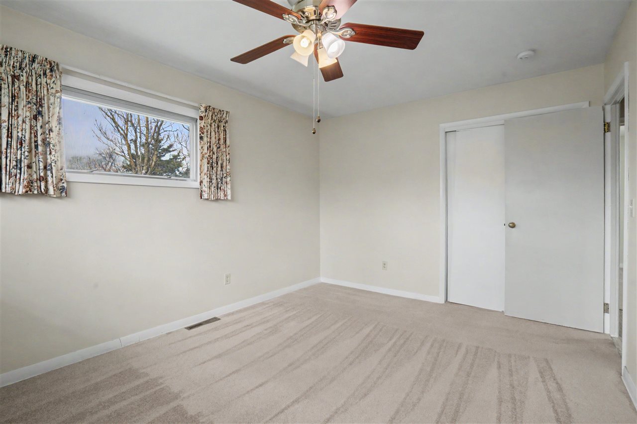 1021 Norwood Drive SE Cedar Rapids IA 52403