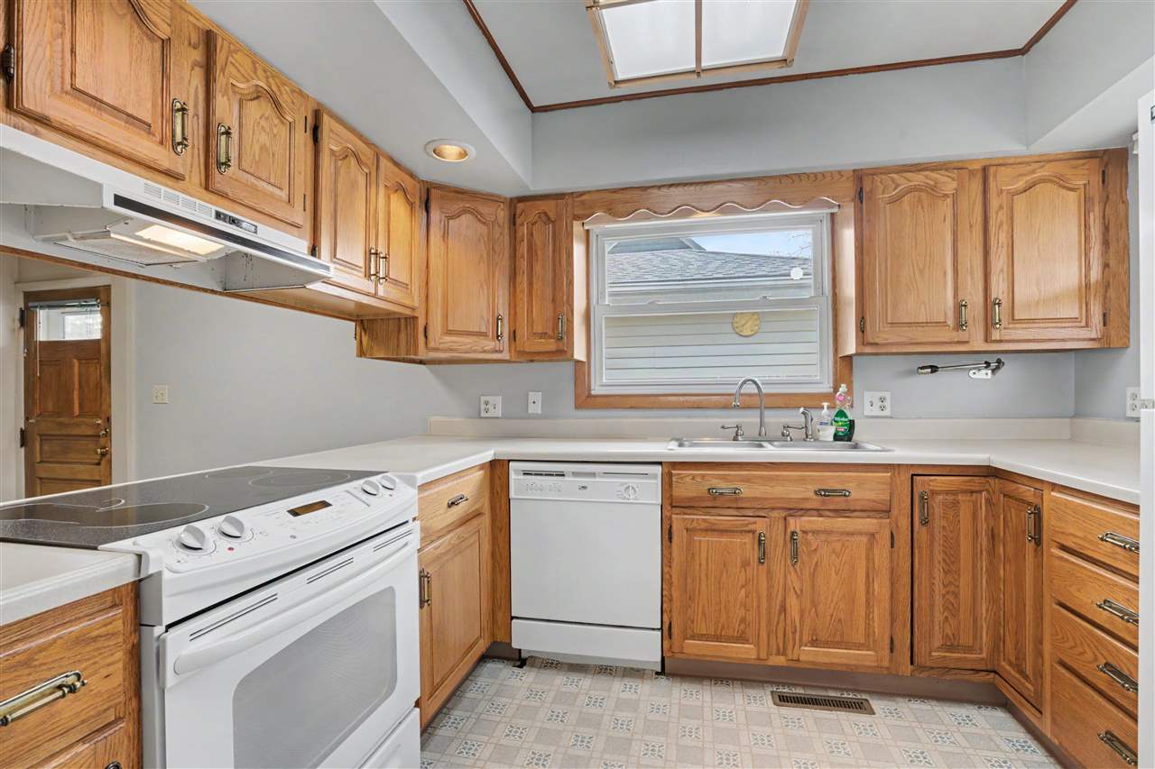 1021 Norwood Drive SE Cedar Rapids IA 52403