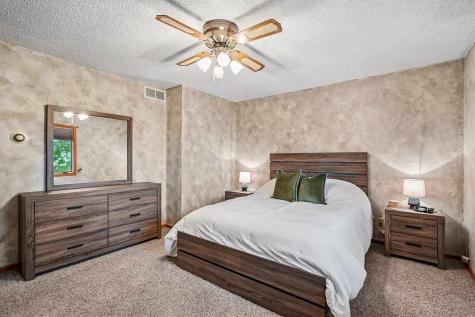 1505 Linn Delaware Road Coggon IA 52218