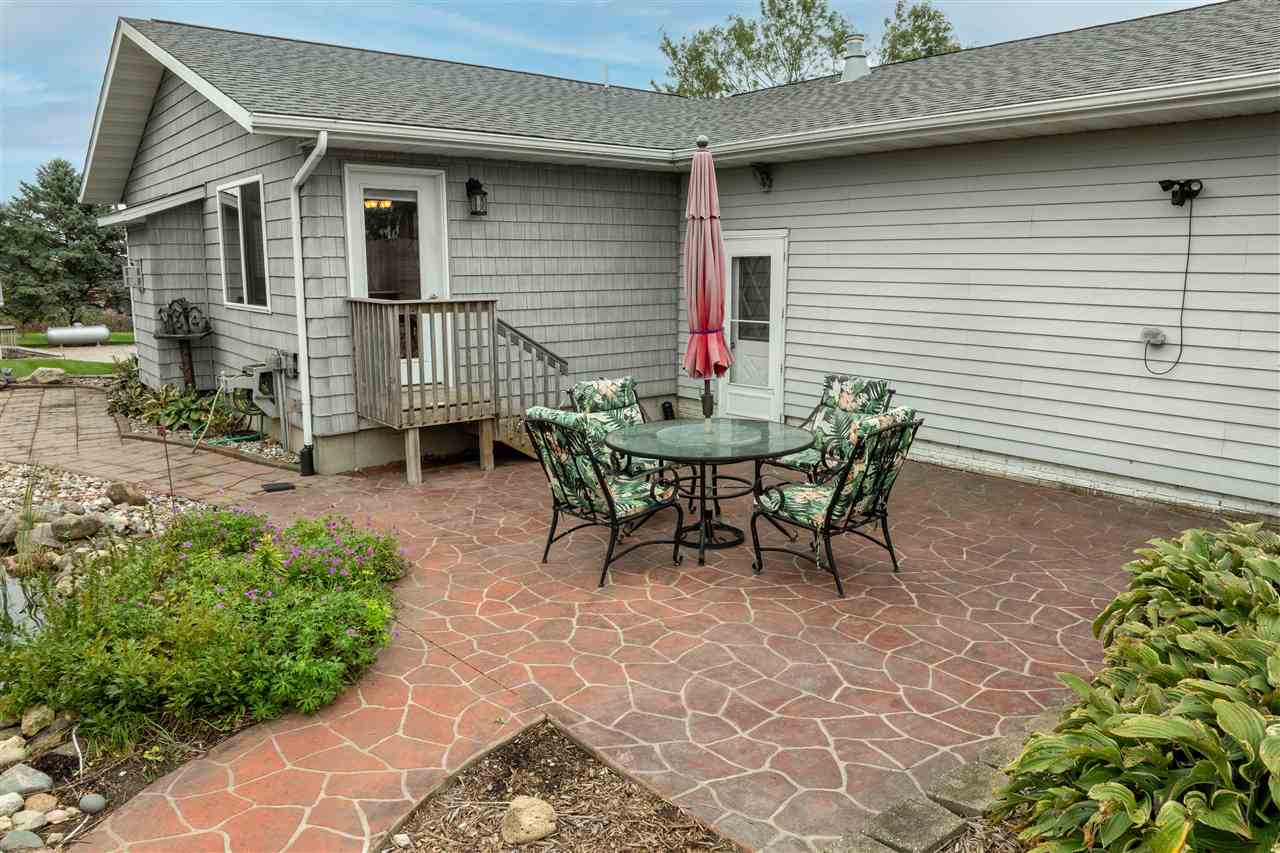 1505 Linn Delaware Road Coggon IA 52218