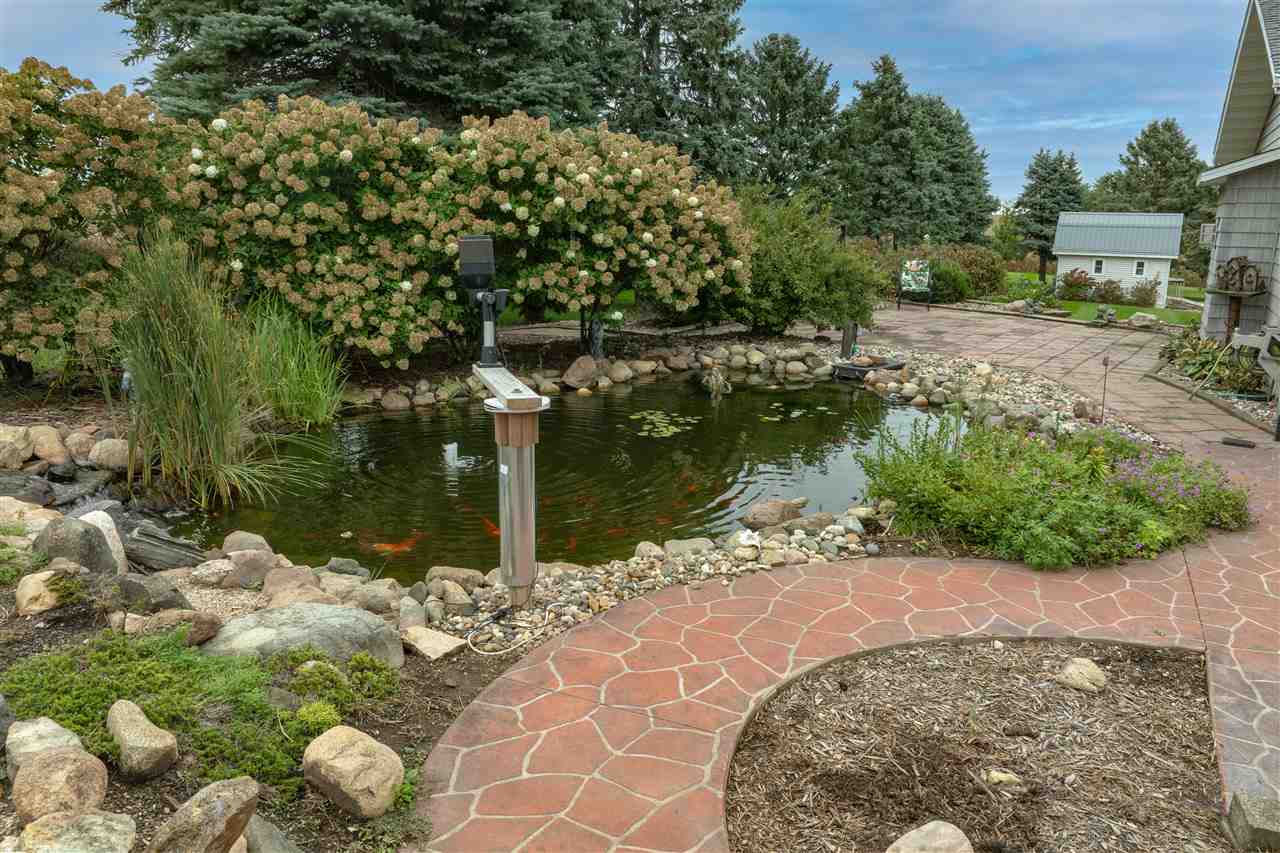 1505 Linn Delaware Road Coggon IA 52218