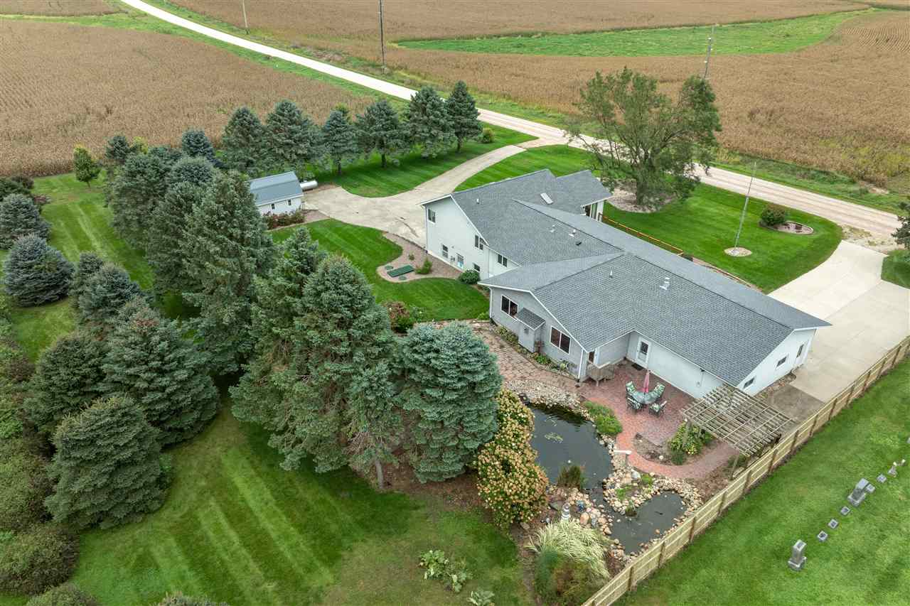 1505 Linn Delaware Road Coggon IA 52218