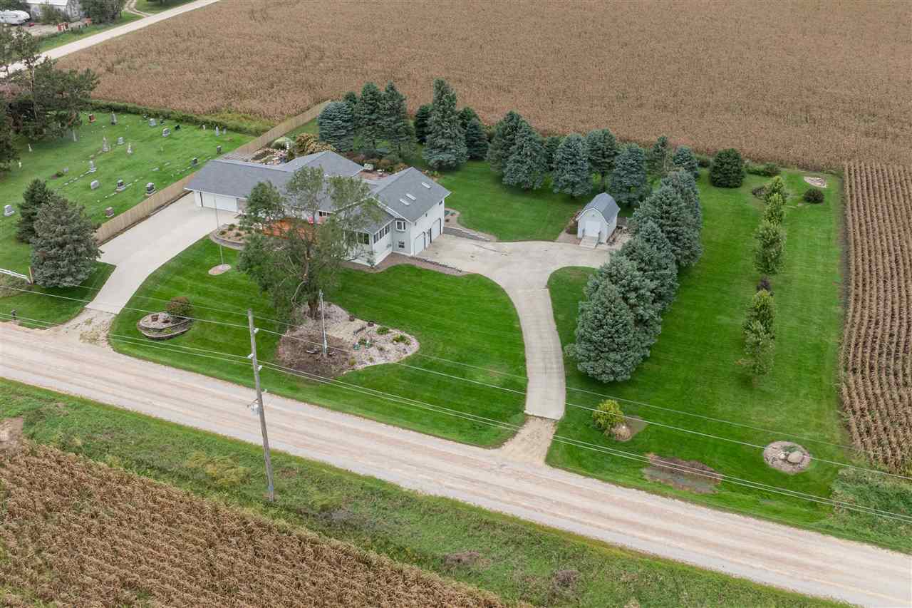 1505 Linn Delaware Road Coggon IA 52218