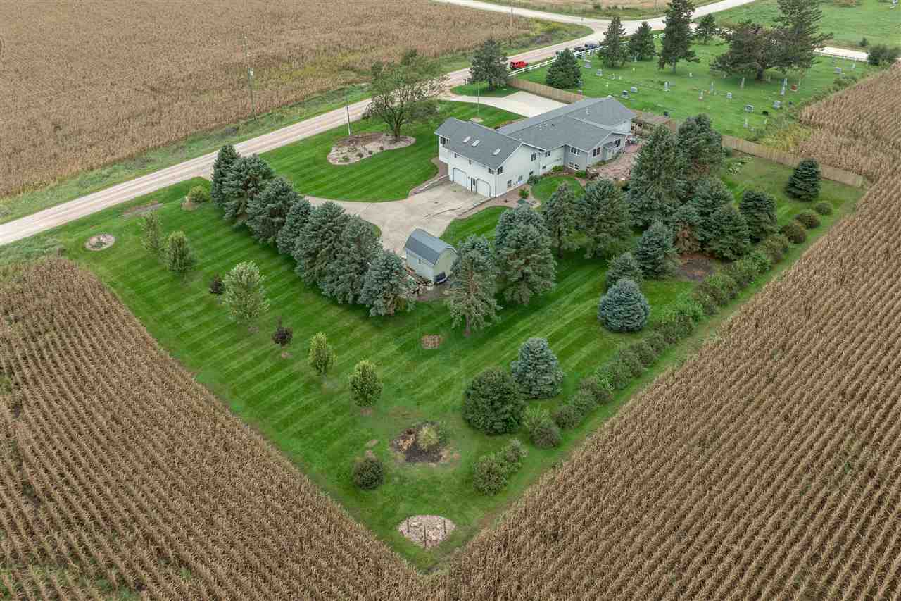 1505 Linn Delaware Road Coggon IA 52218