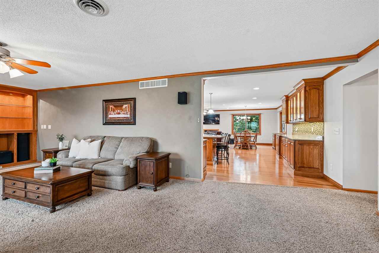 1505 Linn Delaware Road Coggon IA 52218