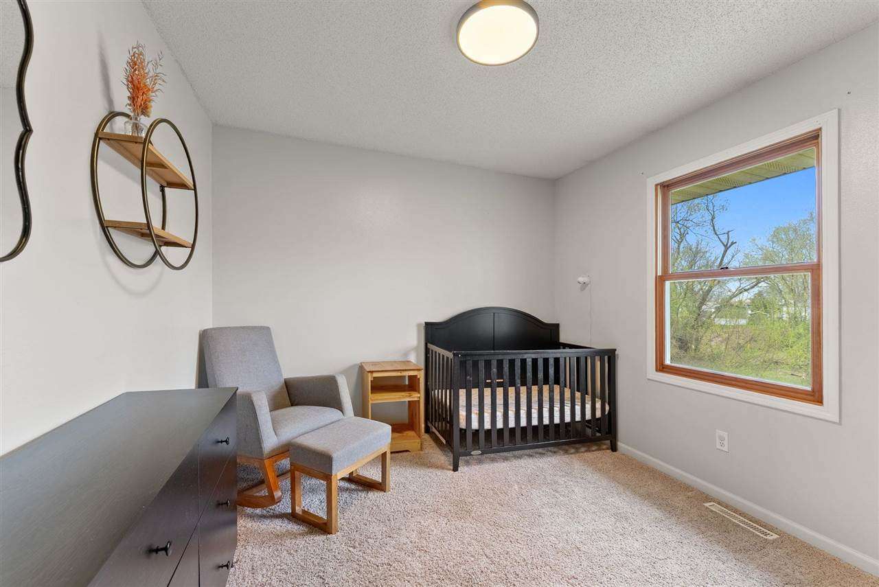 327 Parkview Court North Liberty IA 52317