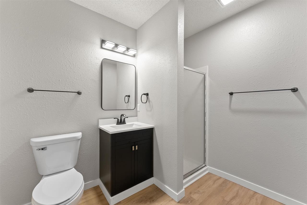 327 Parkview Court North Liberty IA 52317