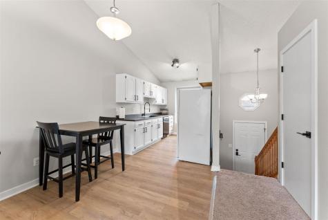 327 Parkview Court North Liberty IA 52317