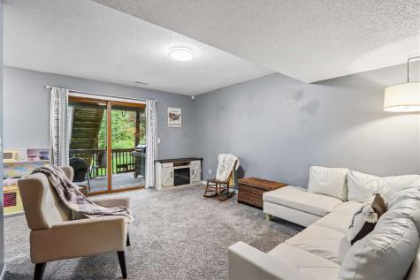 307 Parkview Court North Liberty IA 52317