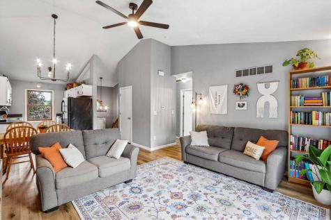 307 Parkview Court North Liberty IA 52317