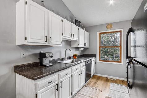307 Parkview Court North Liberty IA 52317