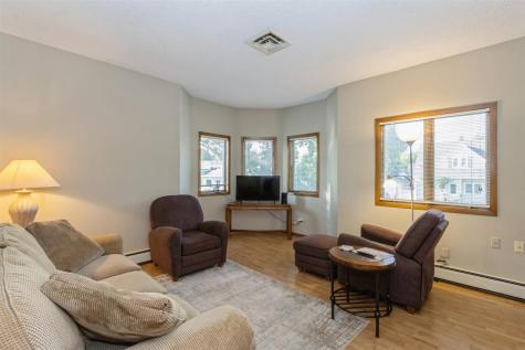 306 W State Street Williamsburg IA 52361