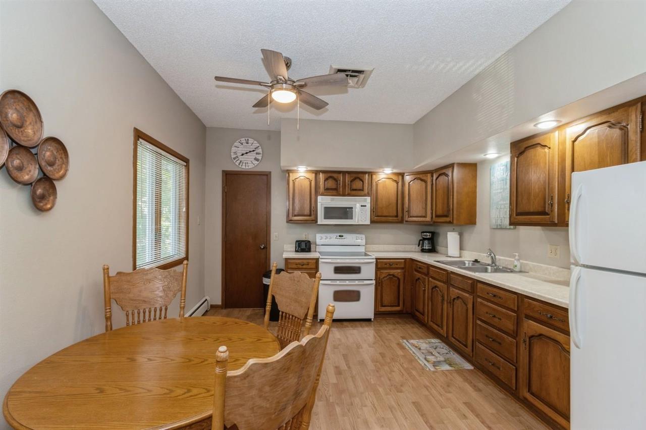 306 W State Street Williamsburg IA 52361