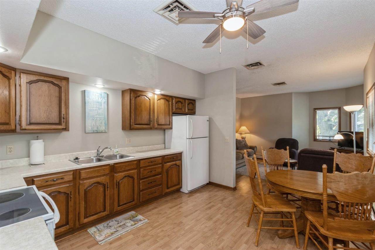 306 W State Street Williamsburg IA 52361
