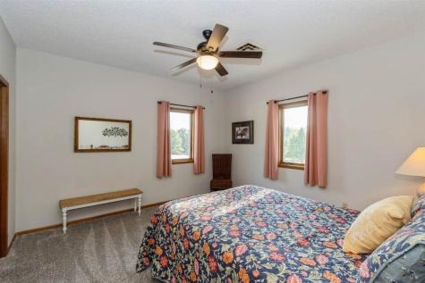 306 W State Street Williamsburg IA 52361
