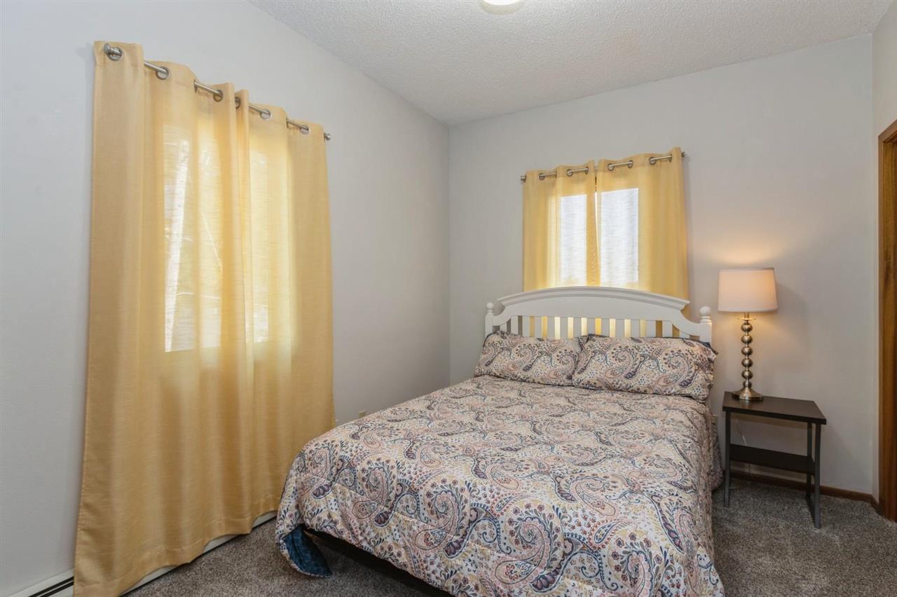 306 W State Street Williamsburg IA 52361