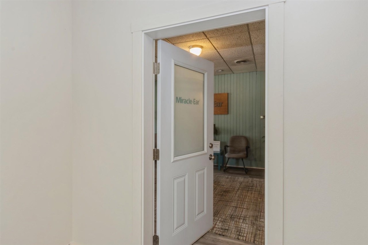 306 W State Street Williamsburg IA 52361