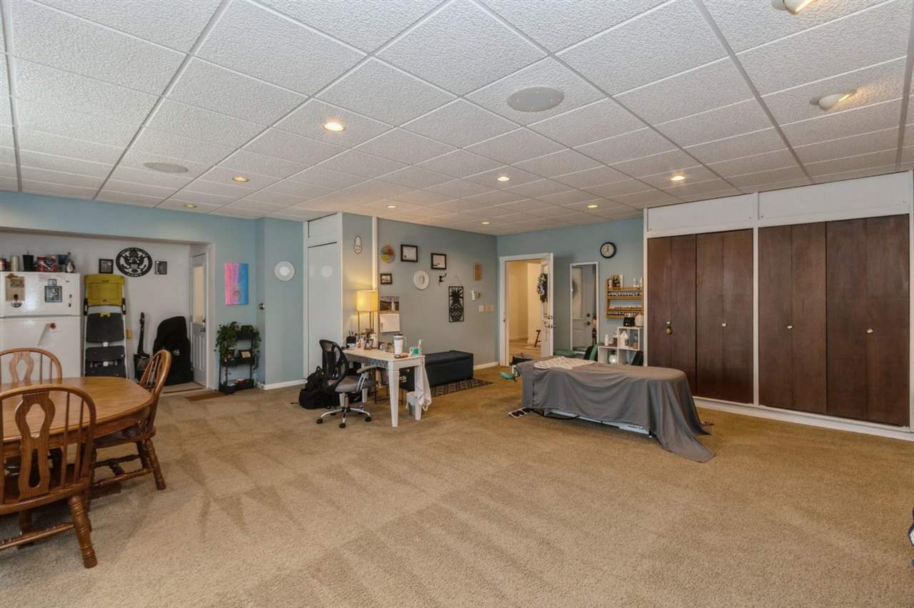 306 W State Street Williamsburg IA 52361