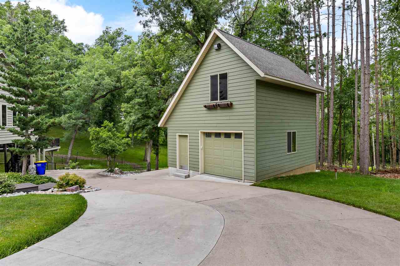 3948 Stewart Road NE Iowa City IA 52240