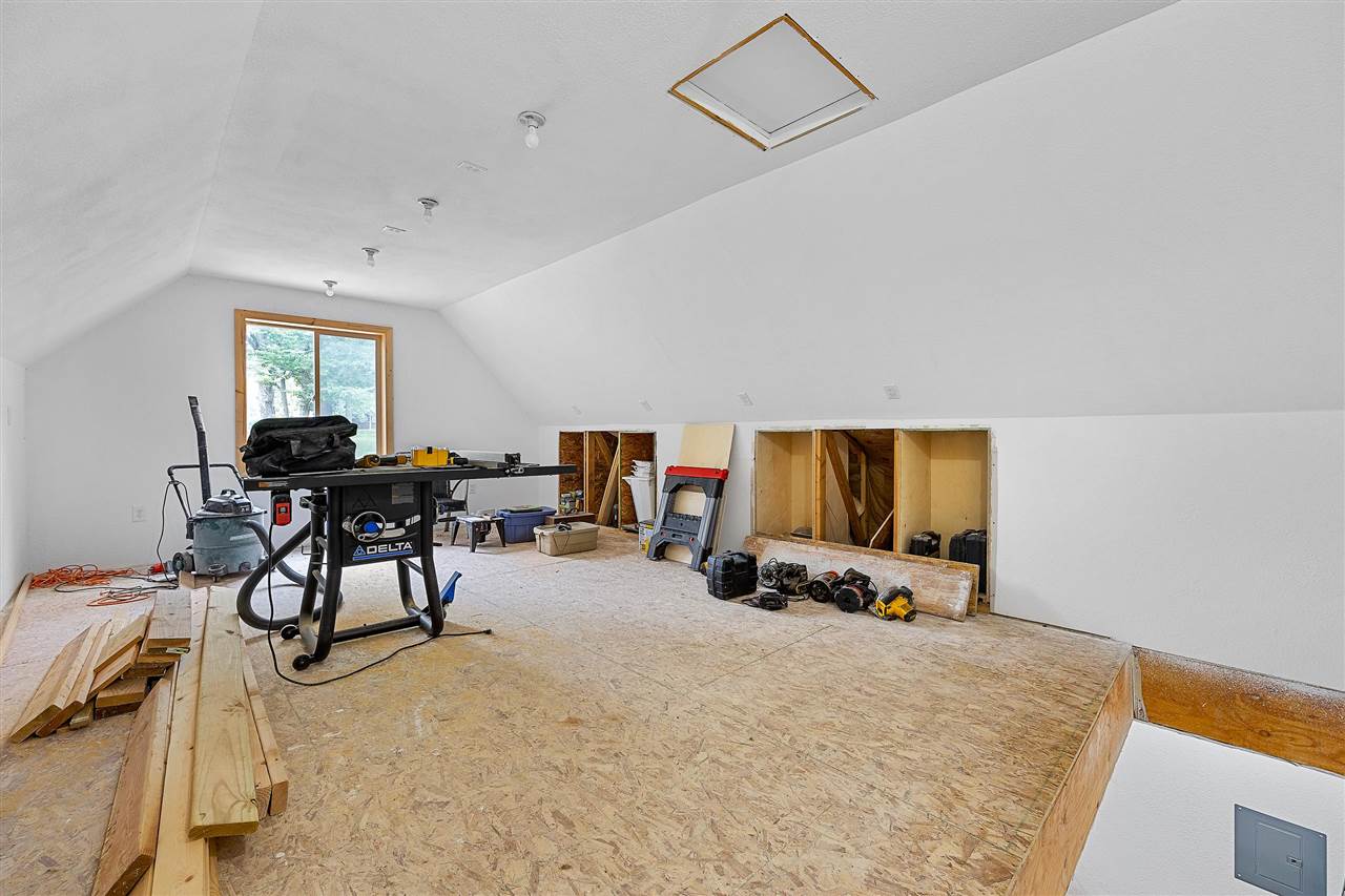 3948 Stewart Road NE Iowa City IA 52240