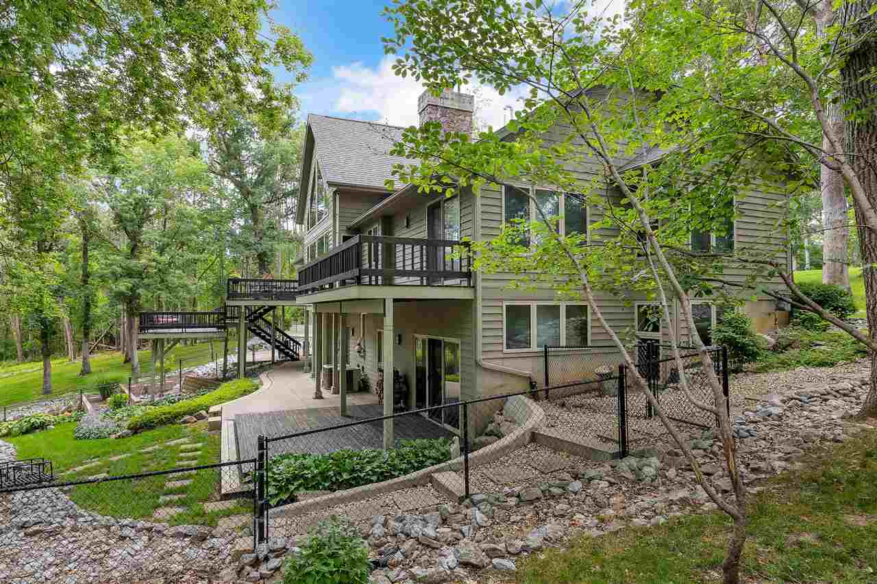 3948 Stewart Road NE Iowa City IA 52240