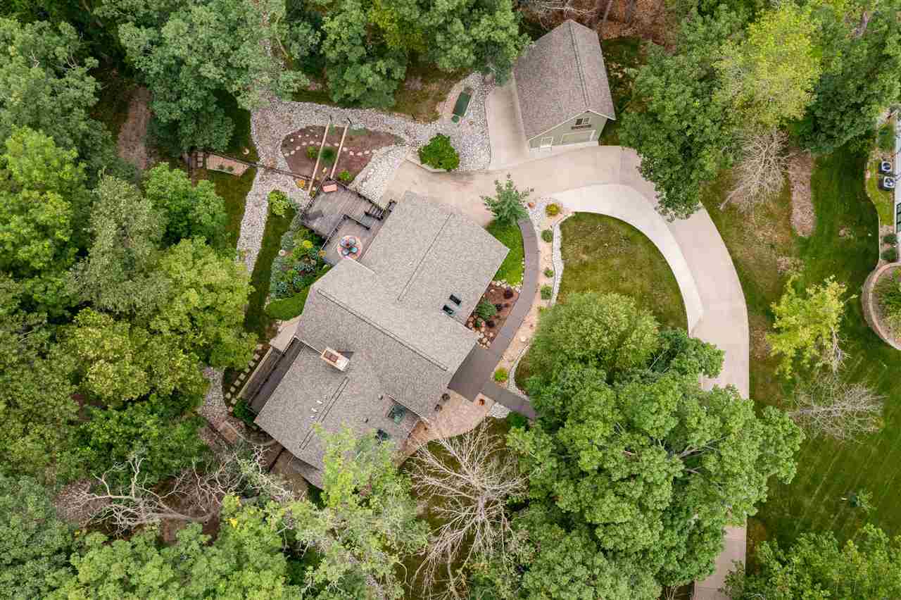 3948 Stewart Road NE Iowa City IA 52240