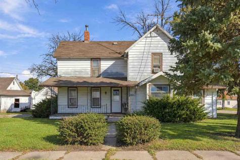 410 E Railroad Avenue IA 50066