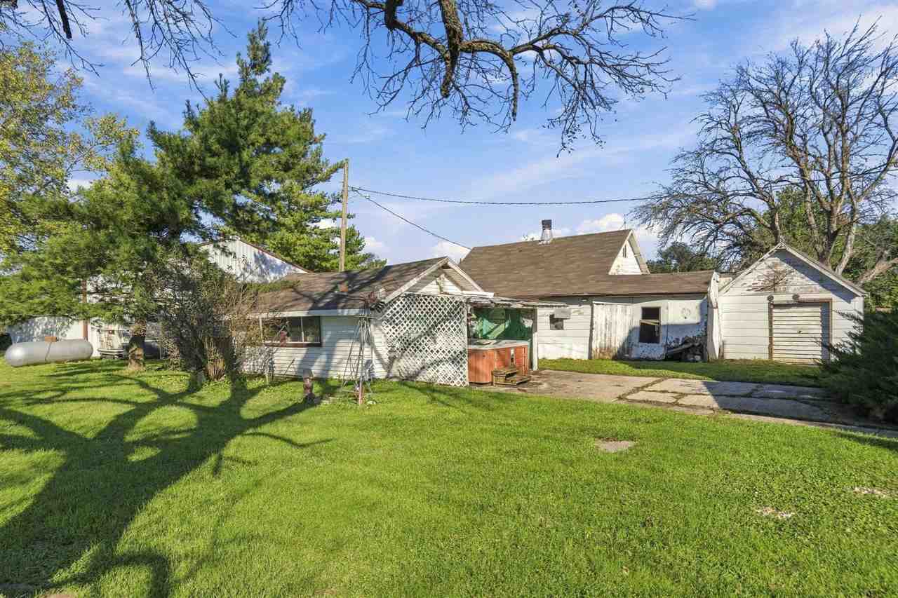 410 E Railroad Avenue IA 50066