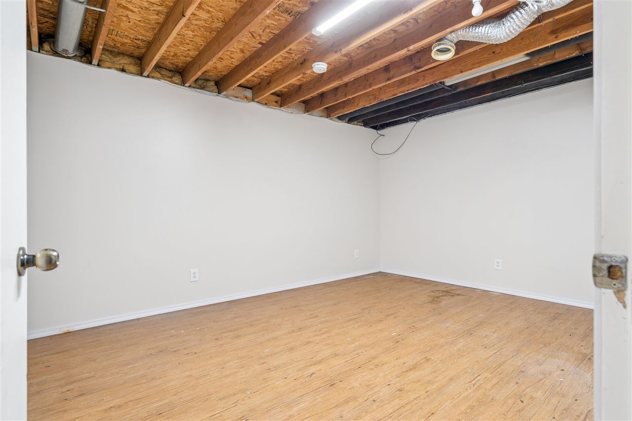 1721 Americus Drive SE Cedar Rapids IA 52403