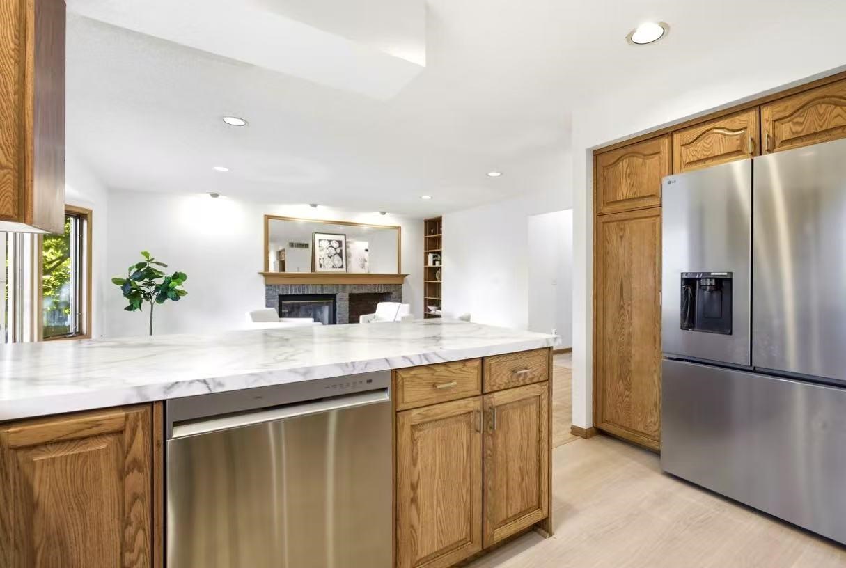 1935 Flanigan Court Iowa City IA 52246