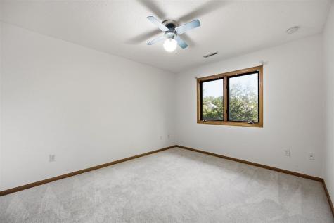 1935 Flanigan Court Iowa City IA 52246