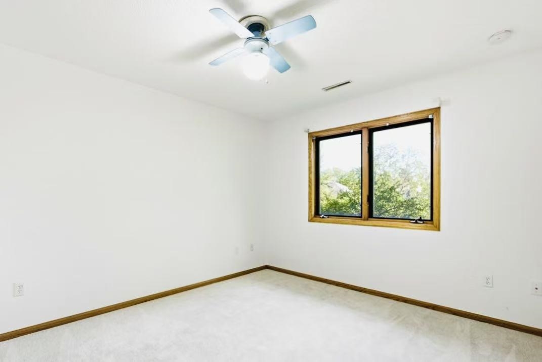 1935 Flanigan Court Iowa City IA 52246