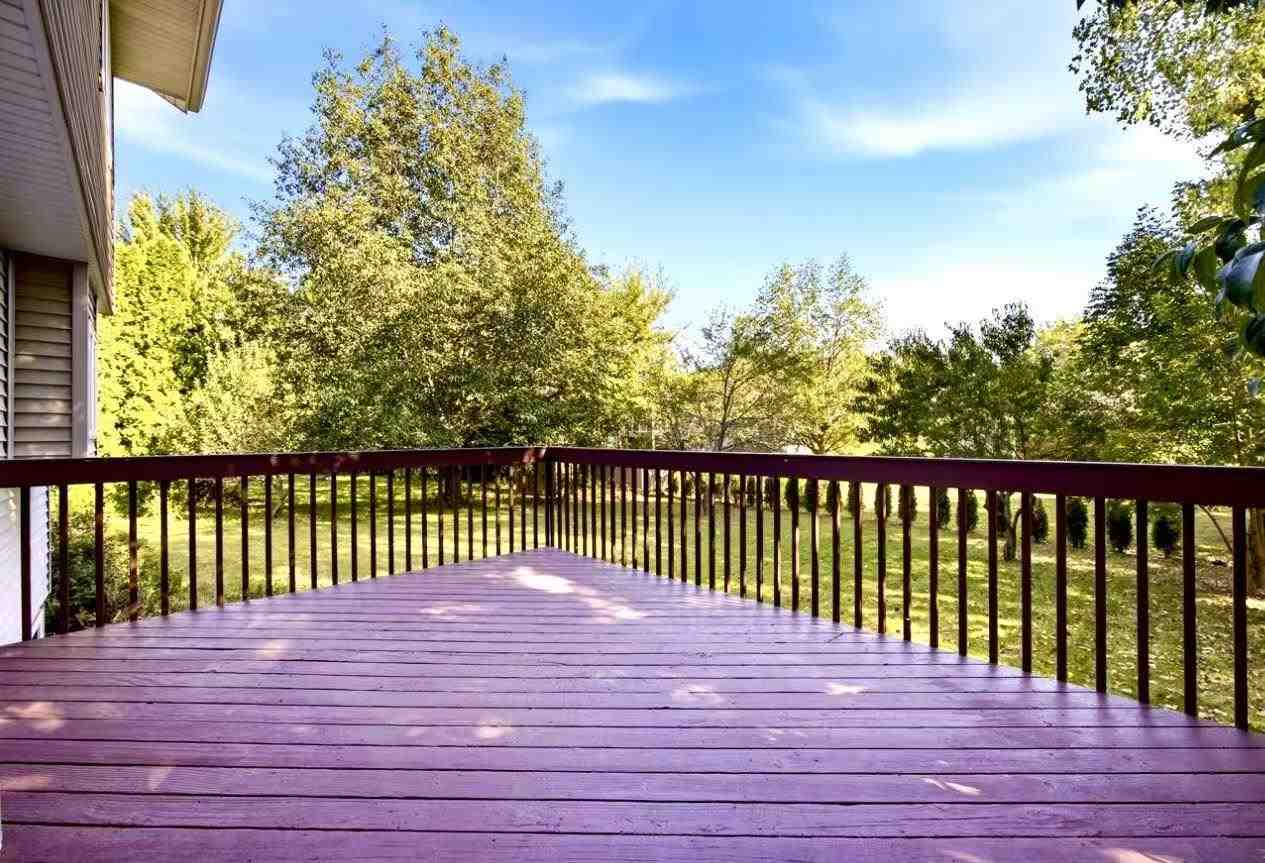 1935 Flanigan Court Iowa City IA 52246