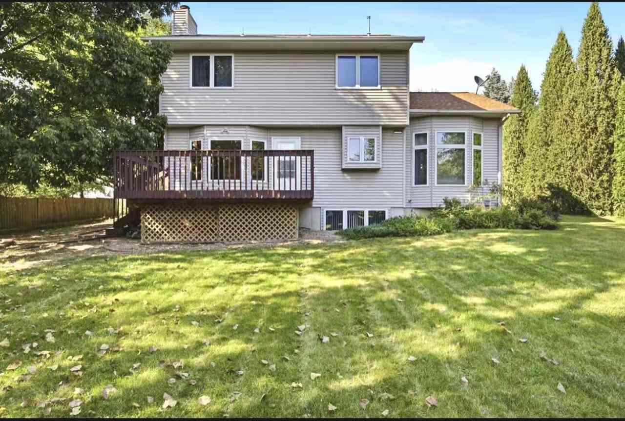 1935 Flanigan Court Iowa City IA 52246
