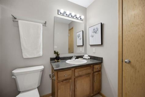 172 S Park Ridge Road North Liberty IA 52317