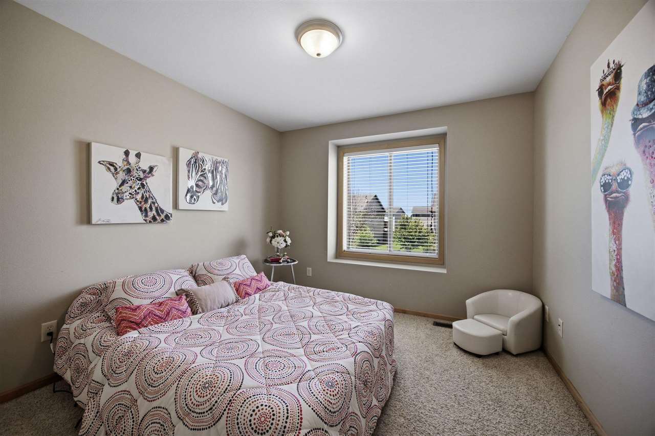 172 S Park Ridge Road North Liberty IA 52317