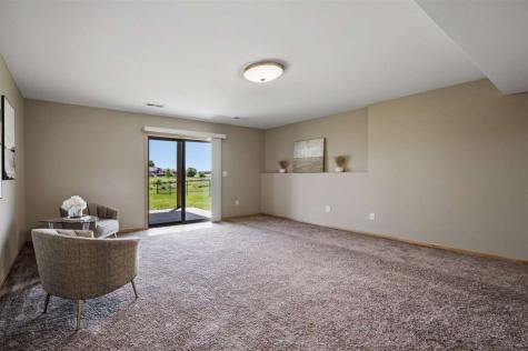 172 S Park Ridge Road North Liberty IA 52317