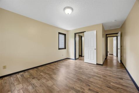 2326 10th Coralville IA 52241